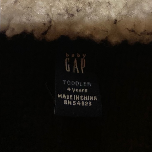 Gap toddler boy sweater - Picture 2 of 2
